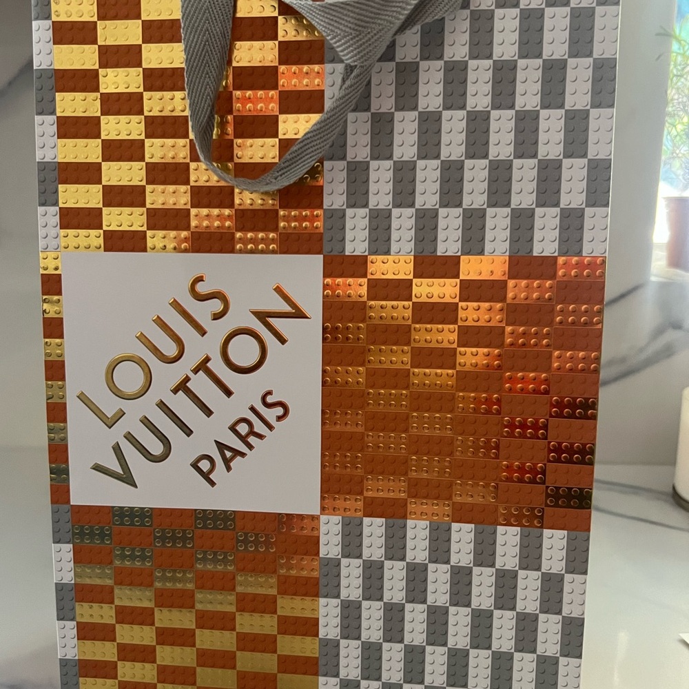 AUTHENTIC  Louis Vuitton 2022 Holiday Lego Gift Shopping Bag - Picture 11 of 11
